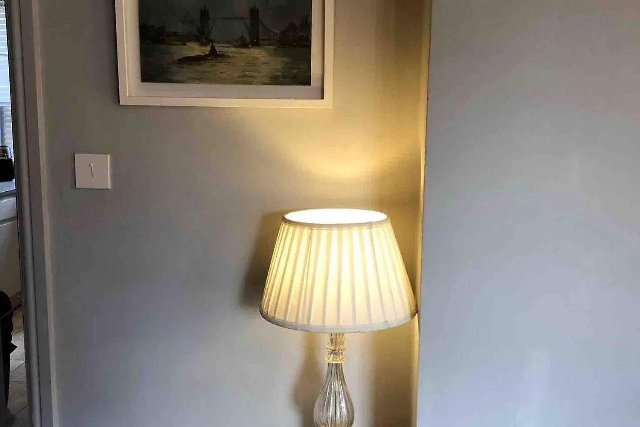 Remarkable Apartment Near London Tower Bridge location
