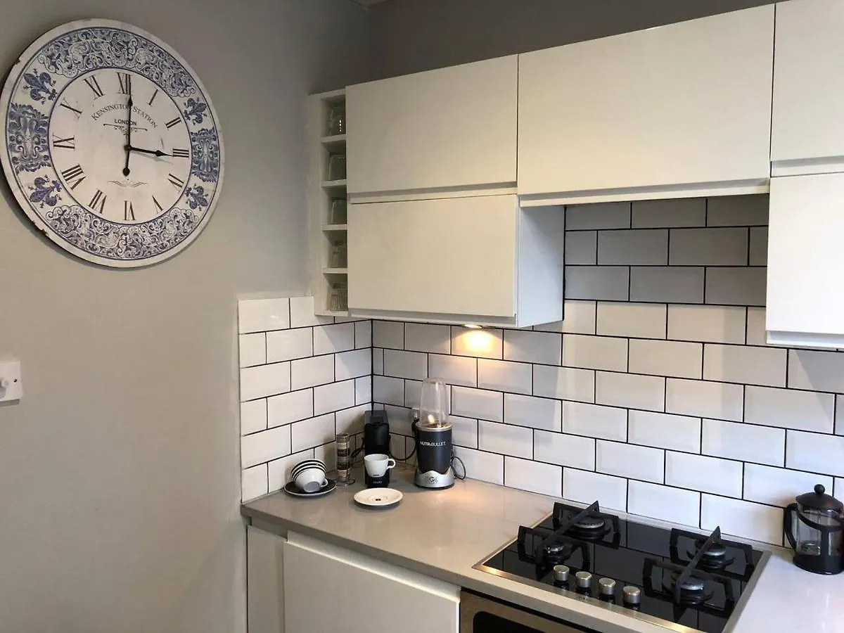 Remarkable Apartment Near London Tower Bridge United Kingdom